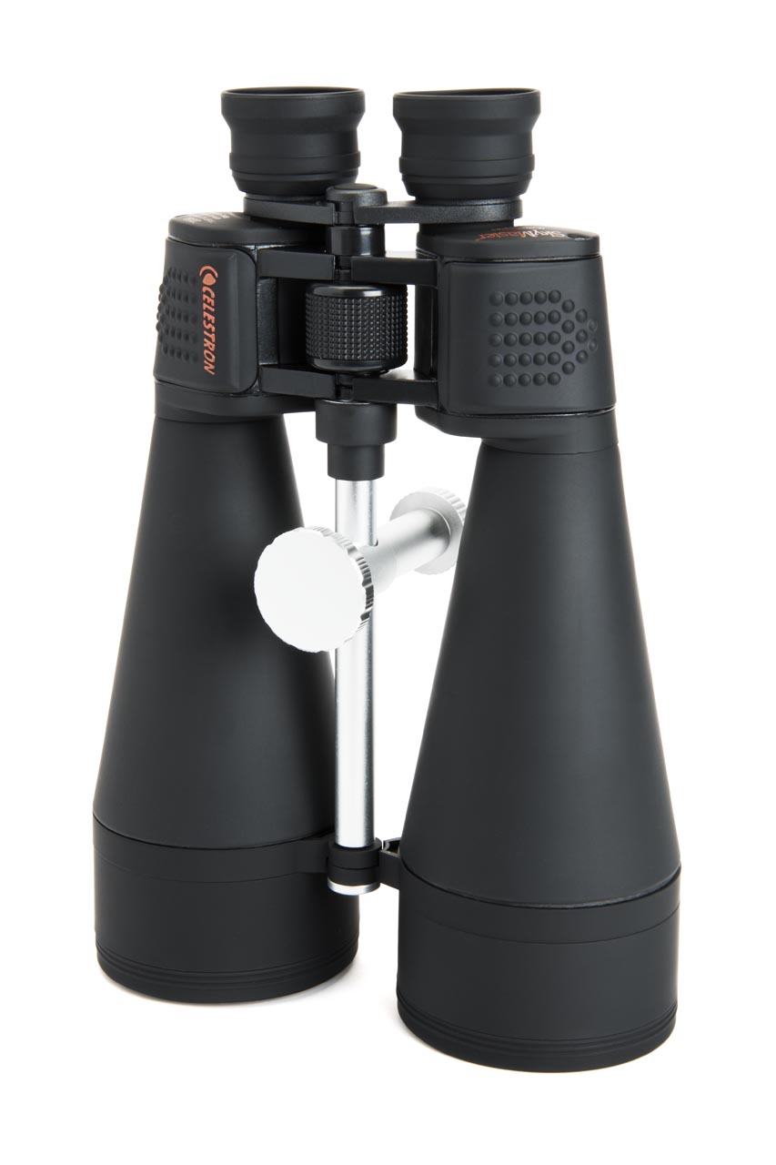  Binocolo gigante Celestron SkyMaster 20×80 con corpo impermeabile rivestito, ottiche acromatiche con trattamento multistrato e rivestimento di fase ed un pratico sistema di fissaggio a treppiede ad asta centrale integrato nel corpo del binocolo. 