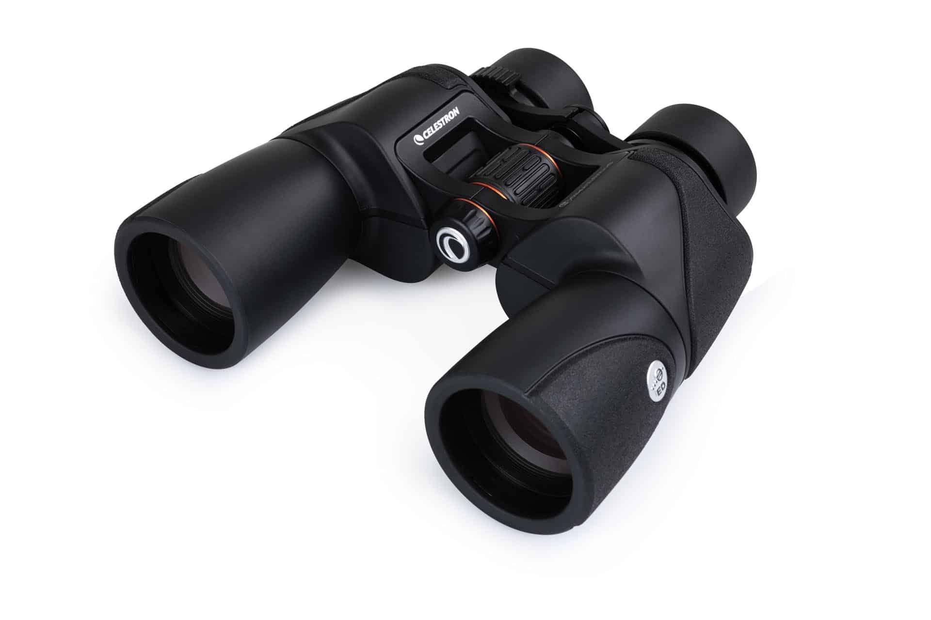  Binocolo Celestron SkyMaster PRO ED 7×50 con lenti ED a bassa dispersione dotate di trattamento multistrato Celestron XLT e rivestimento di fase, corpo rigido e resistente completamente impermeabile e riempito d'azoto, rivestito in gomma.  