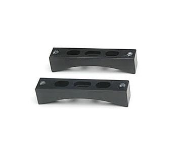  The dovetail radius blocks for Celestron C11 and 1100HD adapt the round tubes to flat Losmandy style dovetail bars. [EN] 